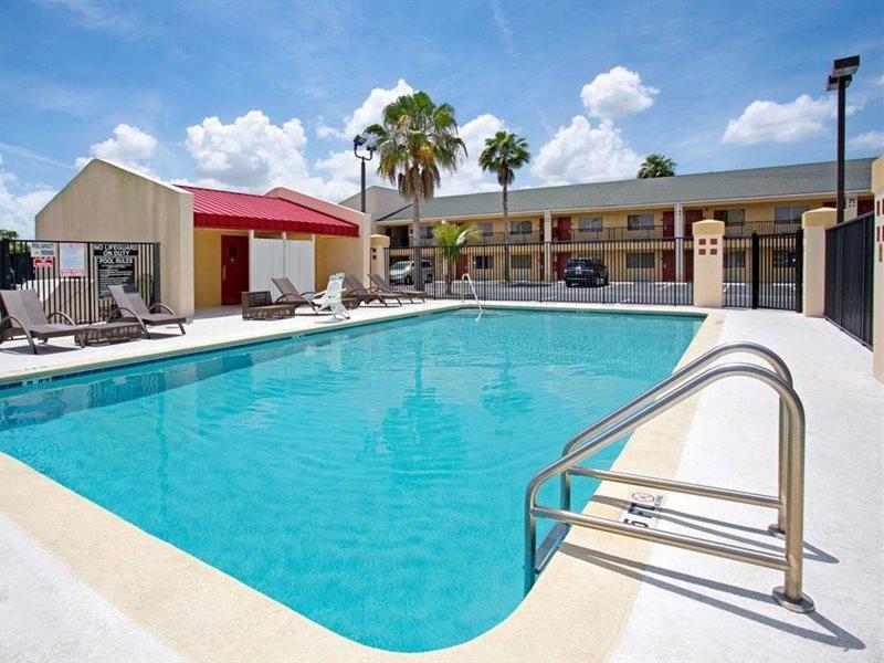 Hotel Super 8 By Wyndham Orlando International Drive Exterior foto